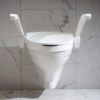 ⁦הגבהה לאסלה עם ידיות גובה 6 ס”מ My Loo 6 cm⁩ – תמונה ⁦3⁩